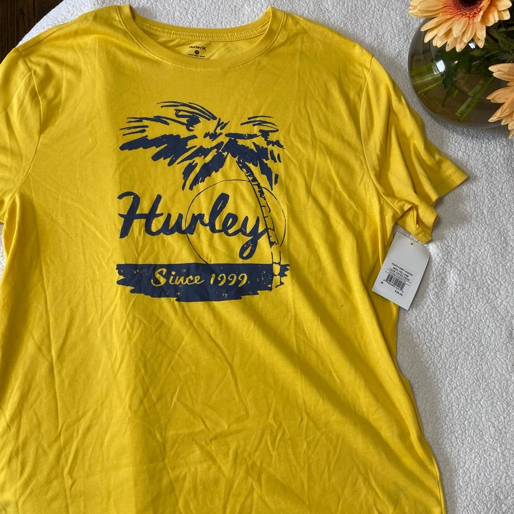 Hurley size M